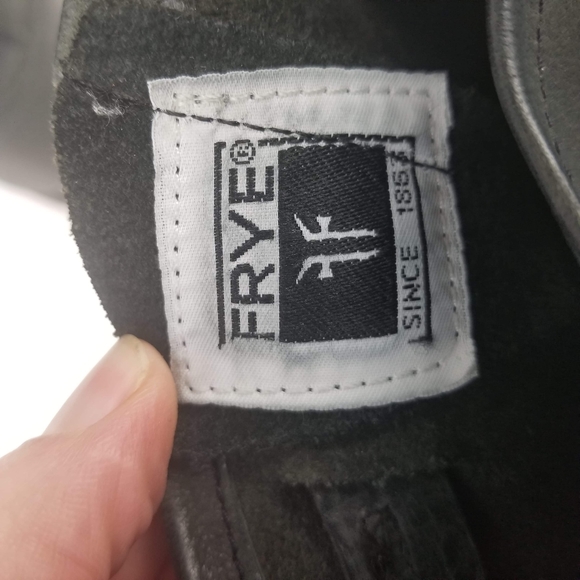 Frye Veronica ShortDistressed black leather boots - Picture 9 of 11